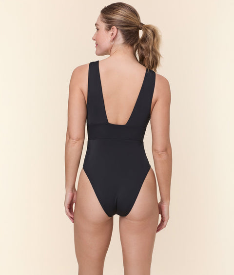 The Mykonos One Piece - Flat - Black - Classic - Cheeky